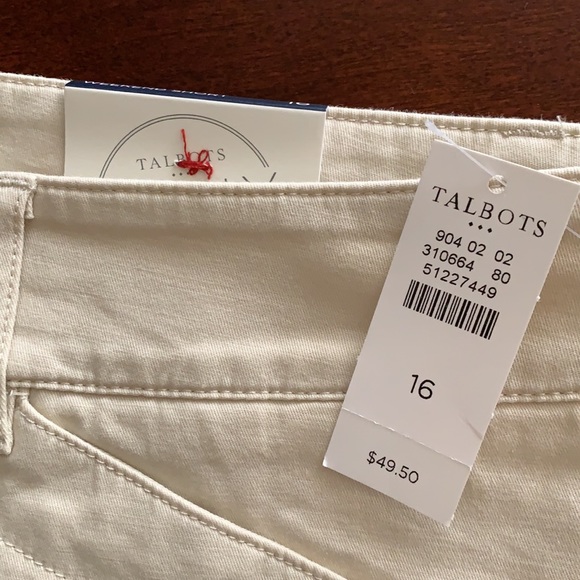 Talbots Weekend Twill shorts - Picture 2 of 4